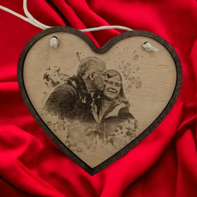 Heart-shaped engraved photo